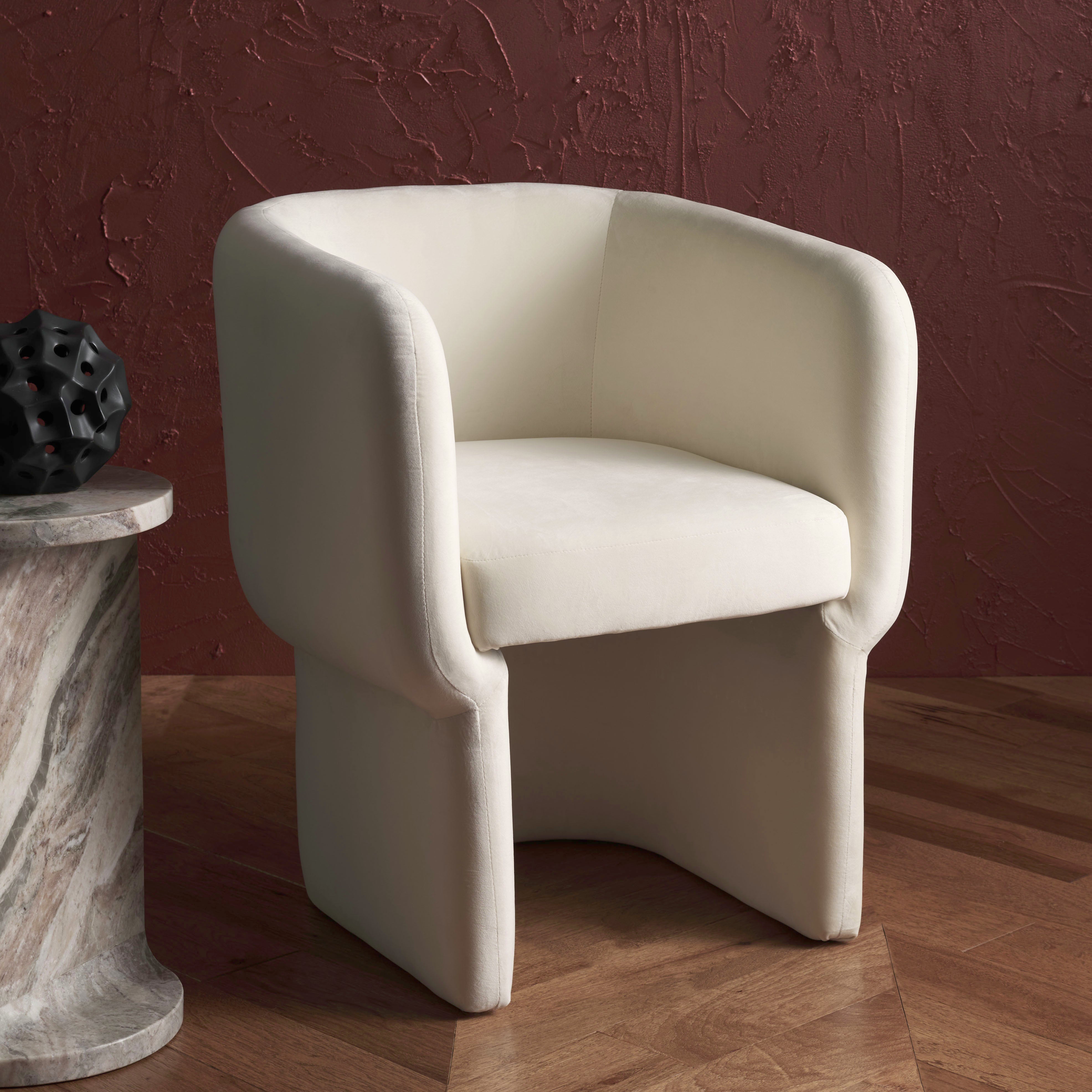 WALLY VELVET ACCENT CHAIR