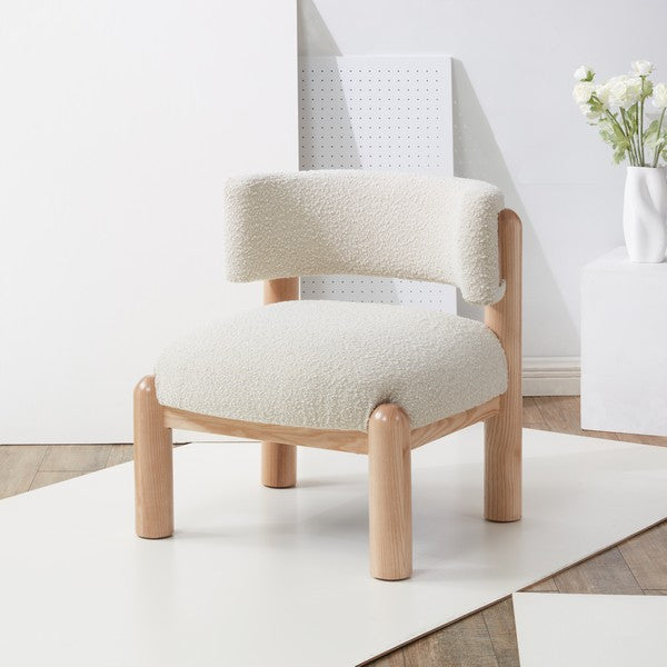 ROSABRYNA ACCENT CHAIR